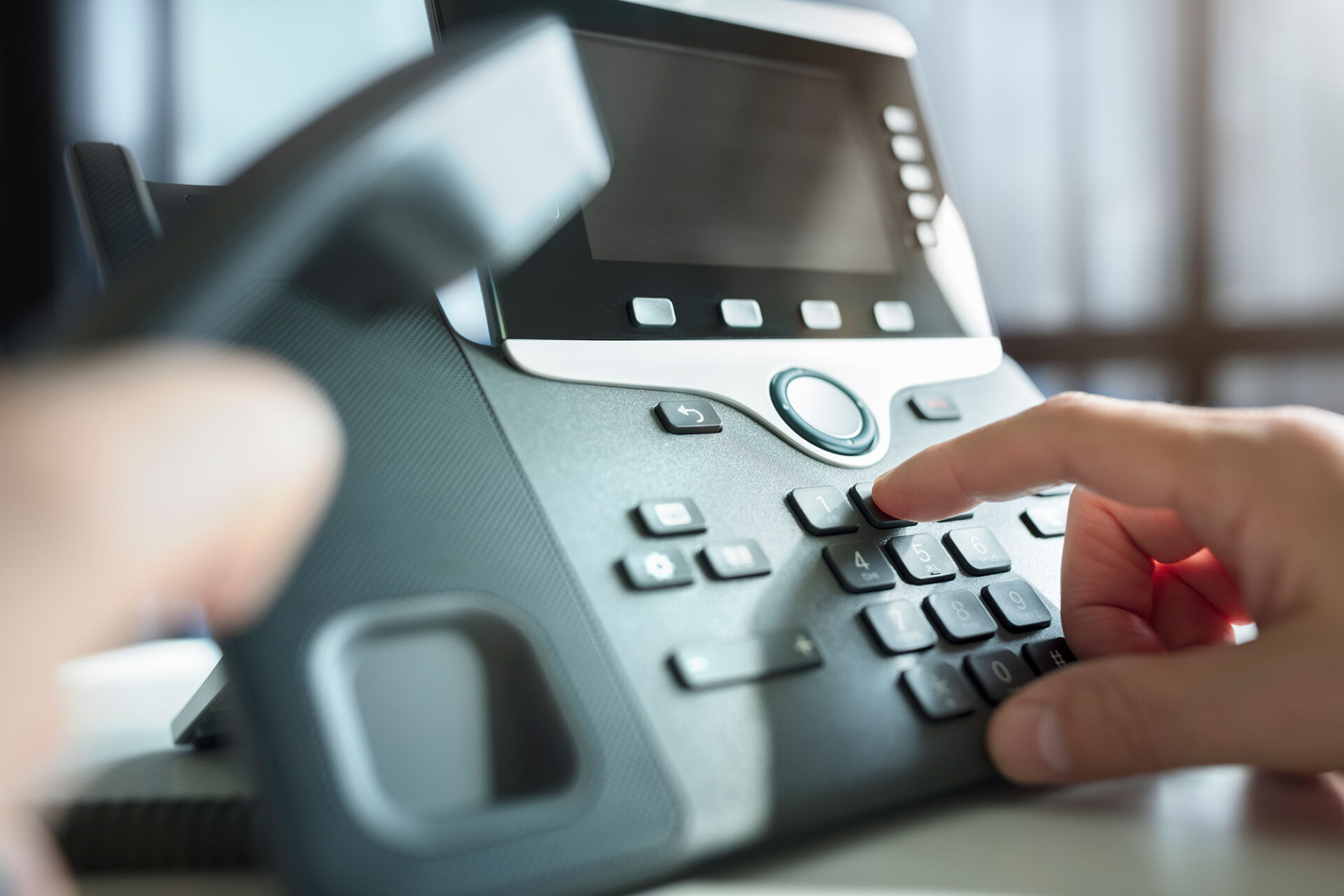 Business VOIP Phones in Portsmouth – Carrera UK